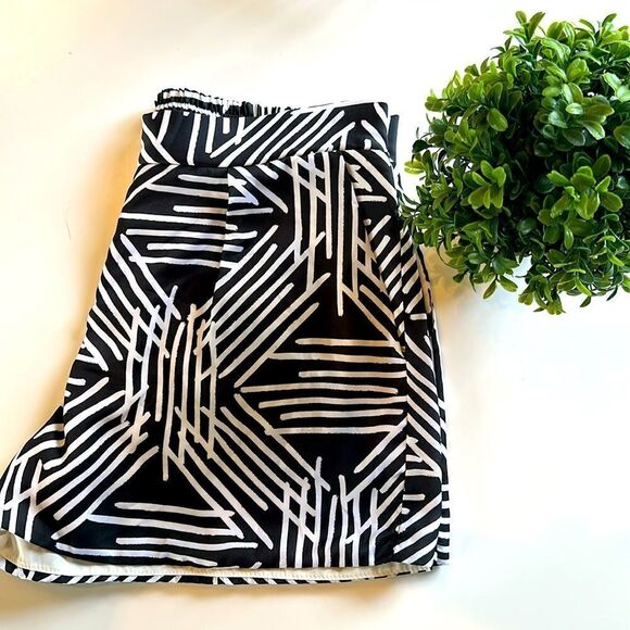 Askari Silky Geometric Dress Shorts - Picture 1 of 6